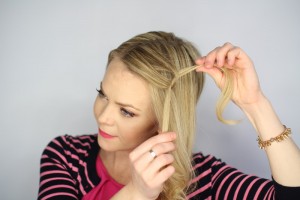  Easy Knotted Updo Step 4